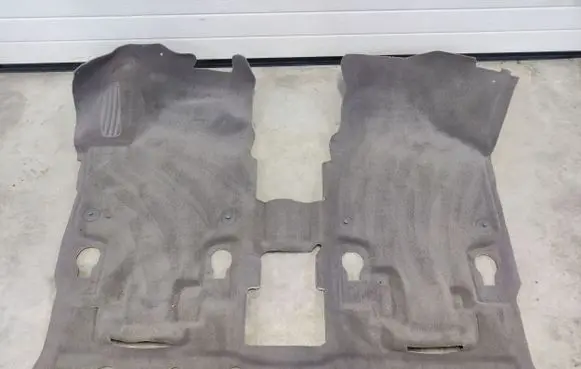 Chrysler Pacifica Front floor carpet liner 