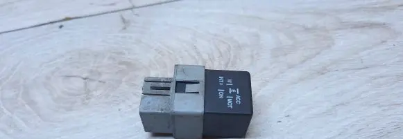 Renault Scenic II - Grand scenic II Fuse box set MB953394 PA6GF30 UH212V