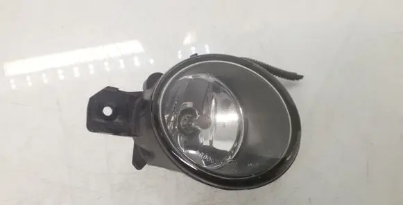 Nissan Qashqai Front fog light 89210439 89206411 261558990A