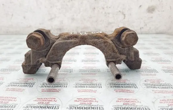 Volkswagen Jetta V Front Brake Caliper Pad/Carrier 