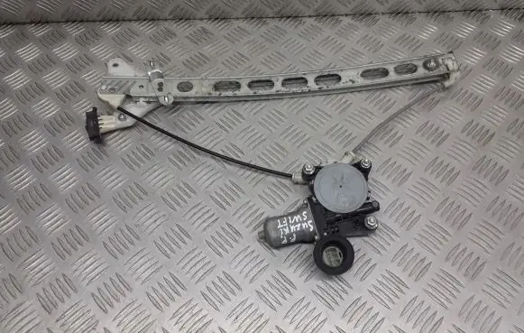Suzuki Swift I Front door window regulator with motor