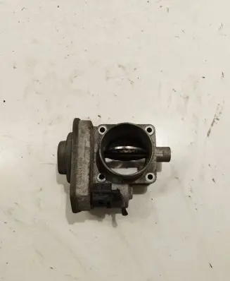 Volkswagen Caddy Throttle valve 038128063J