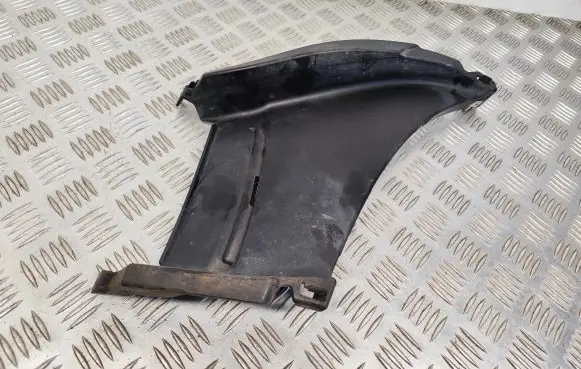 BMW X5 F15 Front splash guards bracket 7303111