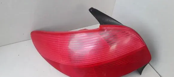 Peugeot 206 Rear/tail lights 2531G