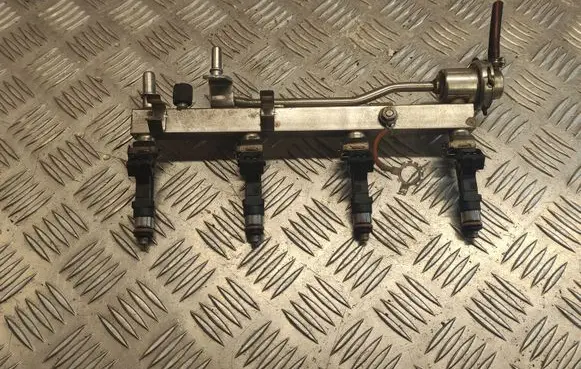 Opel Mokka Fuel main line pipe 55577580 0280151267 0280158205