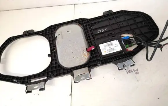 Mercedes-Benz R W251 Antenna control unit a2518202275 28024813