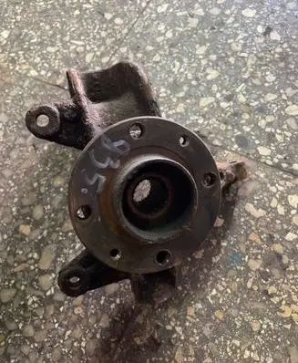 Renault Scenic II - Grand scenic II Front wheel hub
