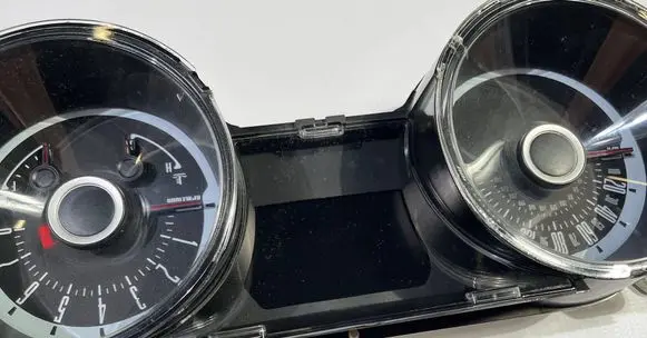 Ford Mustang V Speedometer (instrument cluster) DR3310849NA