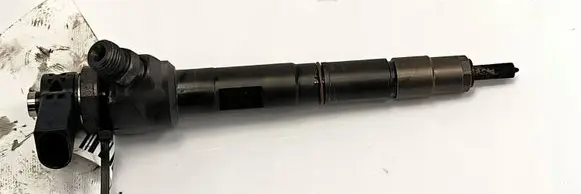 Audi A6 C7 Fuel injector 03J130277J