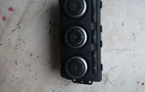 Mazda 6 Climate control unit GAP361190A