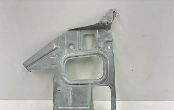 Mercedes-Benz CLS C218 X218 Sound amplifier holder/bracket A2185450040 053A1102
