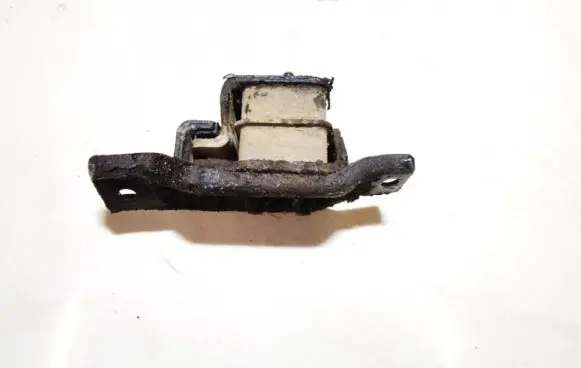 Subaru Impreza I Engine mount bracket 41022fa000