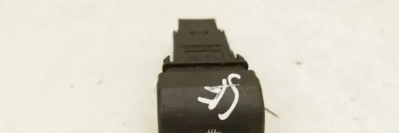 Subaru Forester SF Windscreen/window heater switch