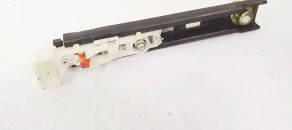 Renault Scenic II - Grand scenic II Seat belt adjustment rail 