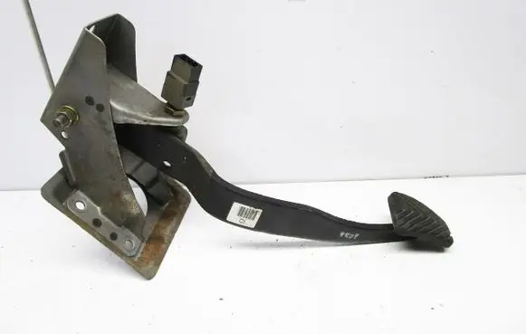 Hyundai Coupe Brake pedal
