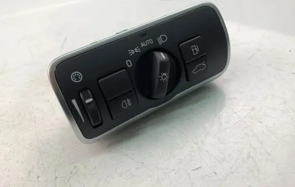 Volvo XC60 Light switch 30739448