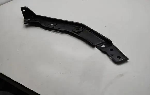 Volkswagen Sharan Radiator support slam panel bracket 7N0805931