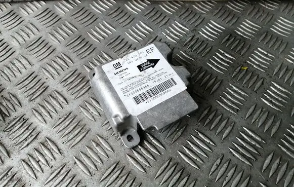 Opel Omega B2 Airbag control unit/module 24420101