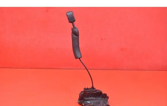 Renault Megane III Front door lock