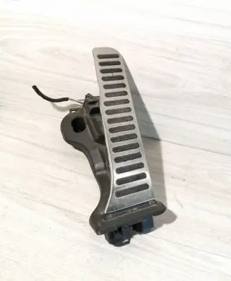 Volkswagen Golf V Accelerator throttle pedal 1K1721503N 6PV00860010