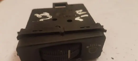 Mercedes-Benz ML W163 Headlight level height control switch A1638200010 04001300