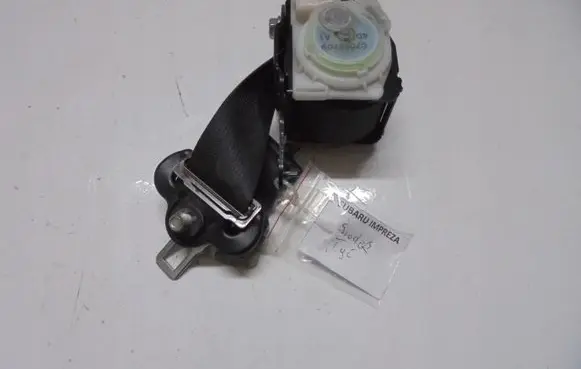 Subaru Impreza III Middle seatbelt (rear) C7058709