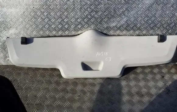 Citroen C3 Other trunk/boot trim element p310031