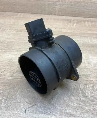 Mercedes-Benz C W203 Mass air flow meter A6460940048 0281002535 A0061531328