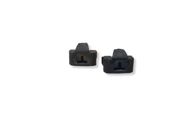BMW 3 E90 E91 Radiator mount bracket 7805310 17117805310
