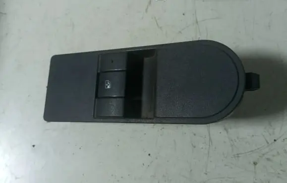 Opel Zafira B Electric window control switch 13228709 5011 2397K