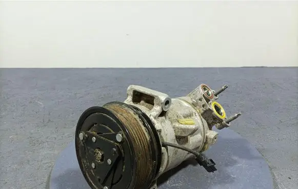 Volvo XC60 Air conditioning (A/C) compressor (pump) 31497908