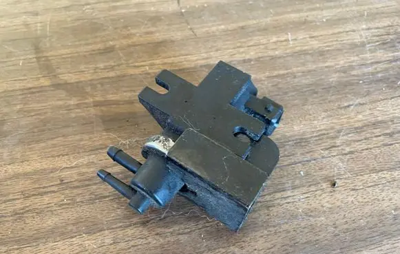 KIA Sorento Turbo solenoid valve