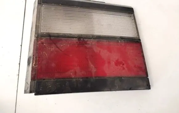 Volkswagen PASSAT B3 Tailgate rear/tail lights 333945108
