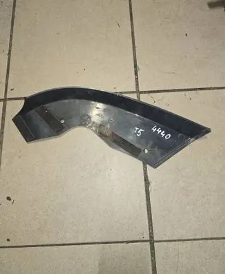 Volkswagen Transporter - Caravelle T5 Under headlight/headlamp trim 7H0805583