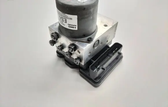 Hyundai H-1, Starex, Satellite ABS Pump 589204H900