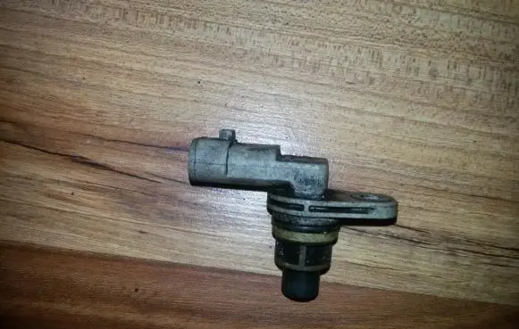 Fiat Punto (188) Camshaft position sensor 46798365