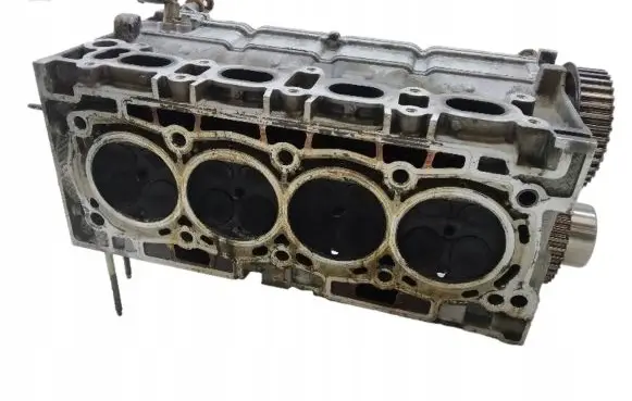 Citroen C5 Engine head 9635251410
