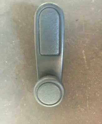 Peugeot 306 Front door window winding handle 92538509