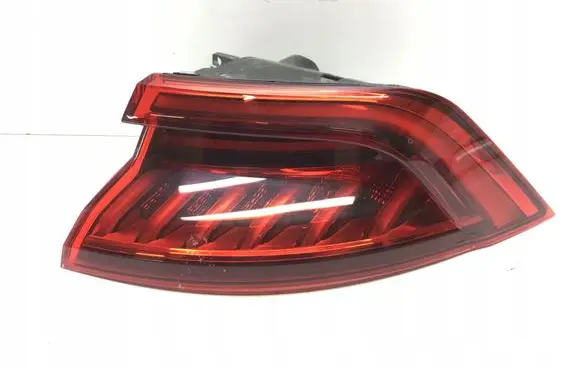 Audi Q8 Rear/tail lights