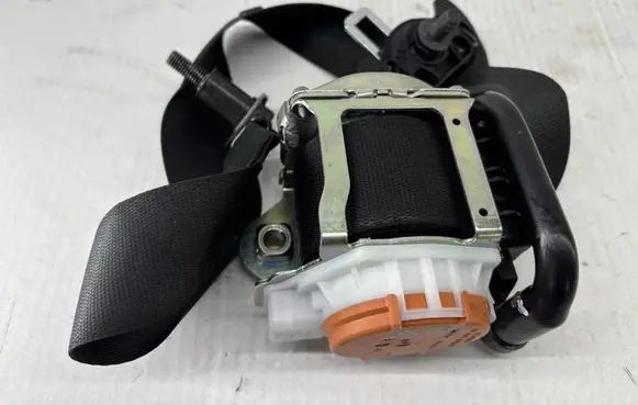 BMW 8 G14 Front seatbelt 7491769 72117491769