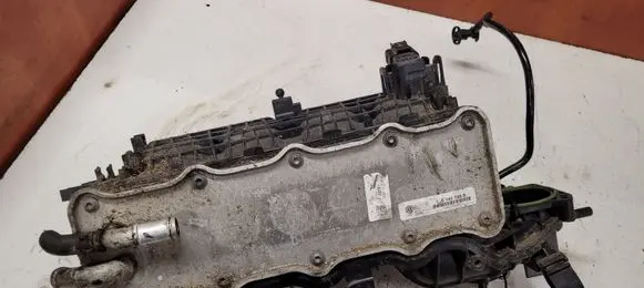 Volkswagen Golf VII Intake manifold 04E129711J