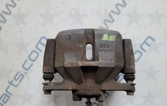 Mazda CX-5 Front brake caliper K0Y13398Z