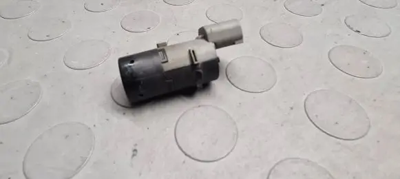 BMW 5 E60 E61 Parking PDC sensor 6989071