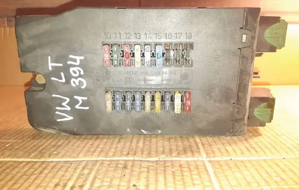 Volkswagen II LT Fuse module 0005400650 08501002 477011