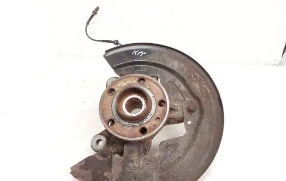 Volvo XC60 Front wheel hub spindle knuckle 7G913K171M