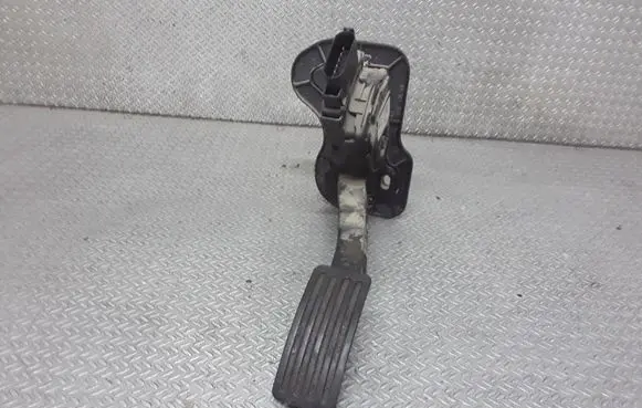 Ford Transit Accelerator throttle pedal 6C119F836CC