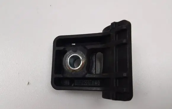 Radiator support slam panel bracket