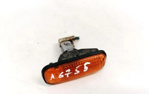 Rover 620 Front fender indicator light