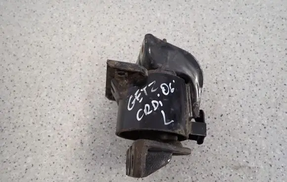 Hyundai Getz Engine mount vacuum valve 