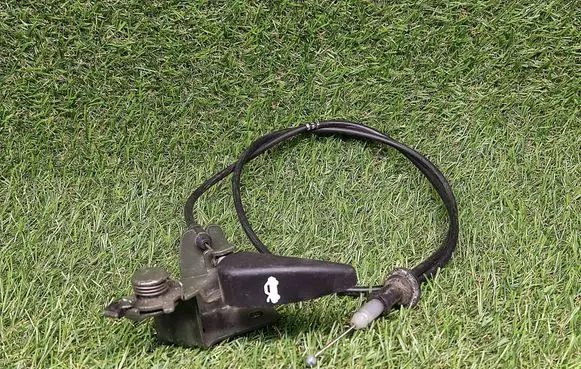 Hyundai Matrix Engine bonnet (hood) release handle 